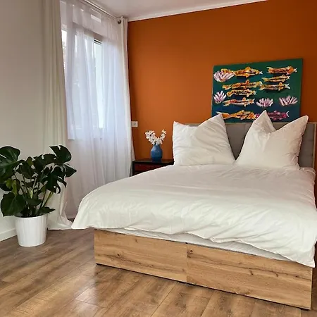 Messe- & Urlaubszimmer